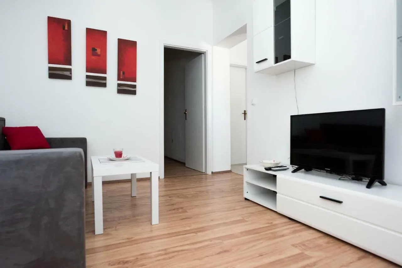 Apartment Antonio Vir